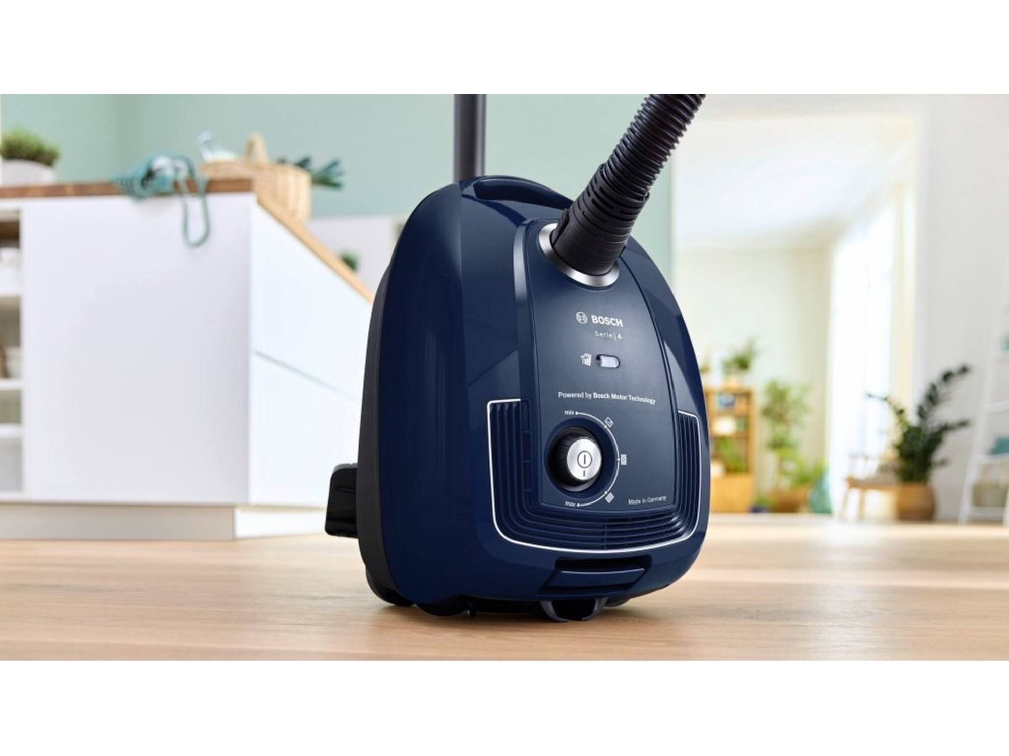 Bosch Serie 4 BGL38BU1